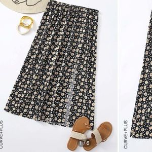 Never Worn Ditsy Floral Hem Skirt Size 18 (3XL)